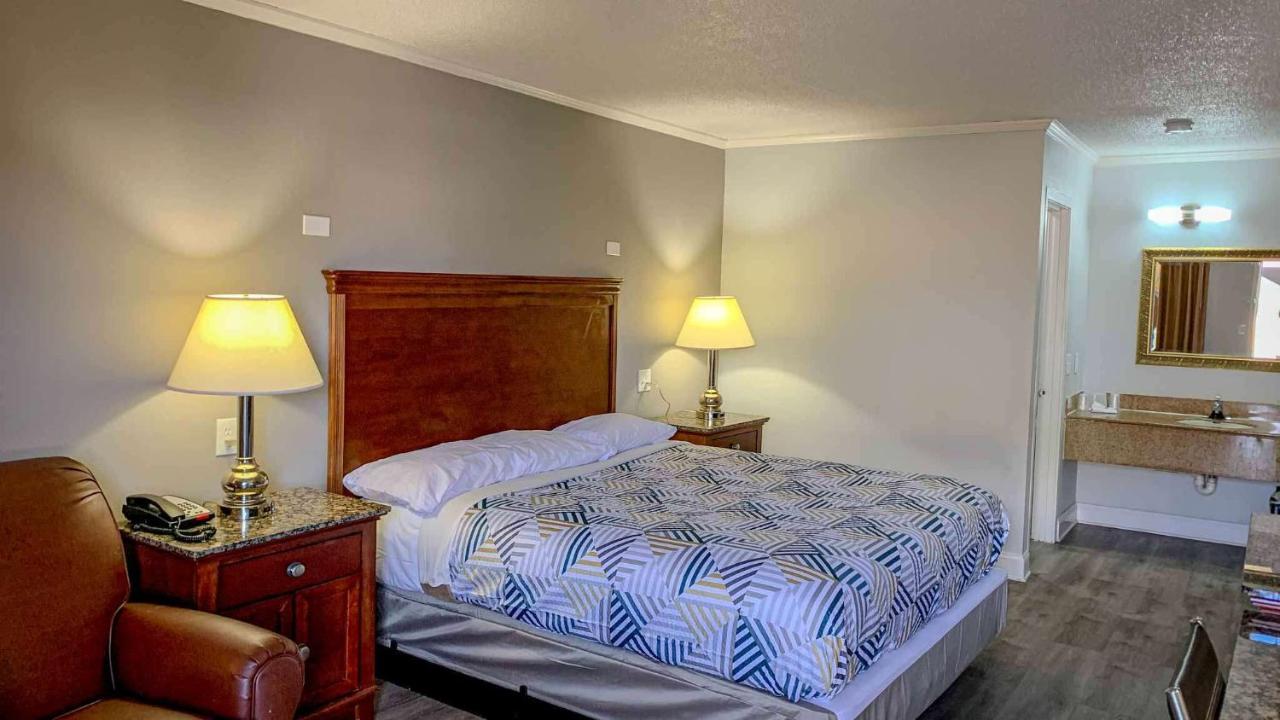 Motel 6 Newport News, Va - Fort Eustis Eksteriør bilde