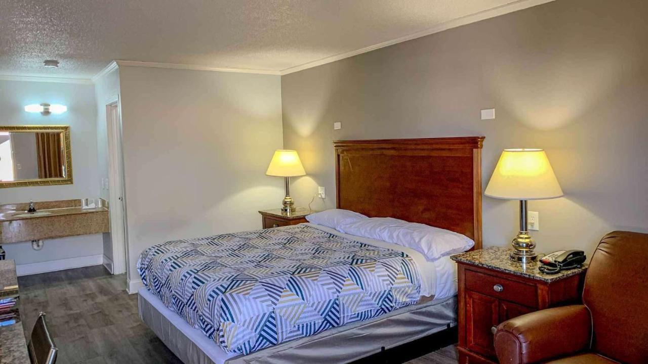 Motel 6 Newport News, Va - Fort Eustis Eksteriør bilde
